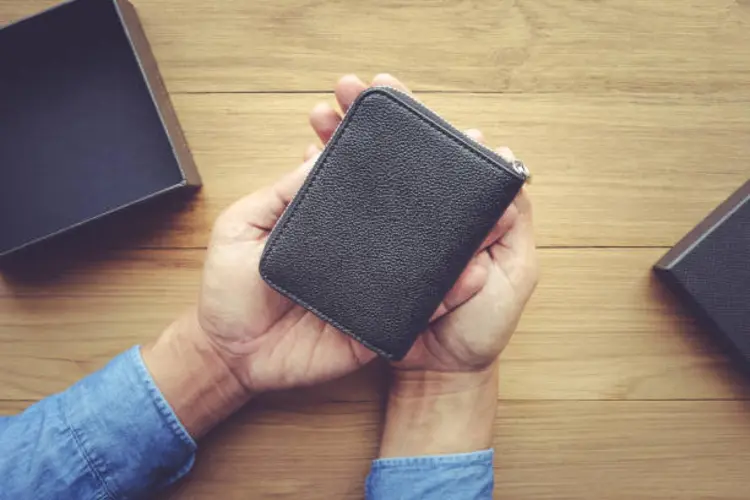 Filosofi Kado Dompet, Ngaruh ke Hubungan dan Rezeki?