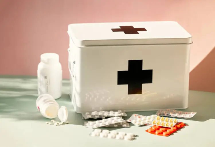 Wajib Ada di Rumah, Ini Isi Kotak Obat P3K yang Harus Kamu Siapkan