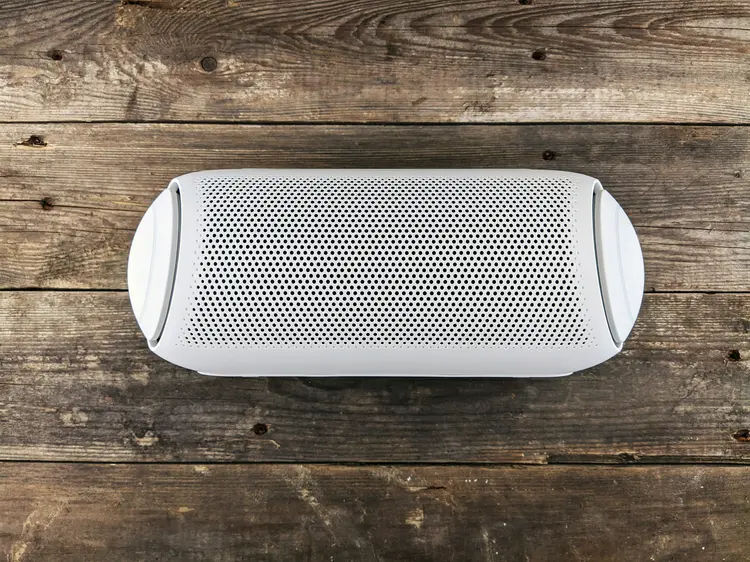Budget Tipis? Ini Dia Speaker Bluetooth 100 Ribuan yang Suaranya Nggak Murahan