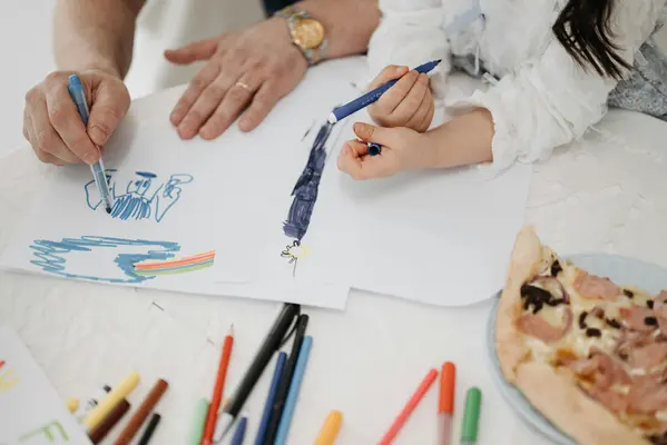 7 Inspirasi Kreatif dengan Spidol Warna Biar Aktivitas Kamu Nggak Monoton