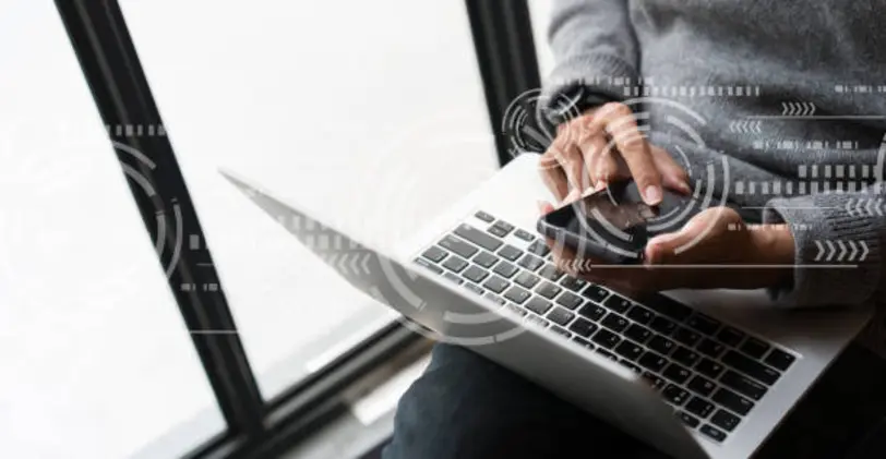 Router Baru atau WiFi Extender, Mana yang Paling Cocok Untuk Rumah Kamu?
