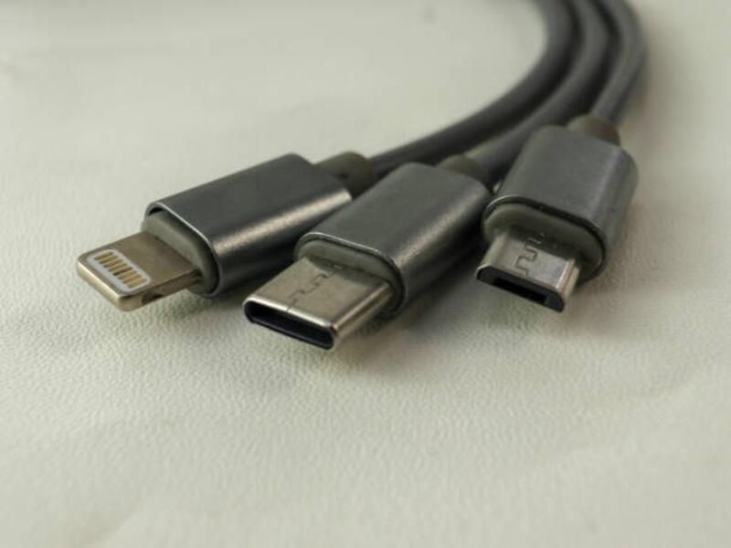 pengisian-daya-kabel-3-in-1.jpg (612×459)
