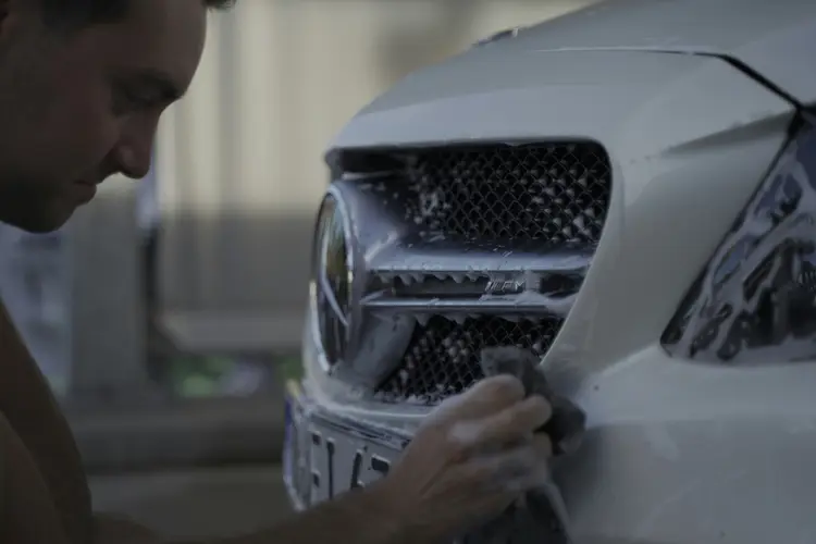 Cara Baru Cuci Mobil & Motor Praktis dengan Waterless Wash