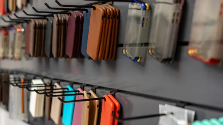 5 Material Casing HP Paling Populer, Mana yang Cocok untuk Kamu?