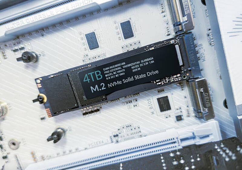 nvme-ssd.jpg (612×430)
