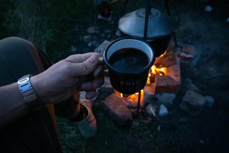 Tips Ngopi Enak Di Alam! Nggak Cuma Modal Biji Kopi, Barang Ini Juga Wajib Ada