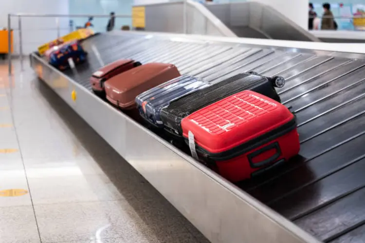 7 Tips Memilih Koper Tahan Banting Untuk Traveling