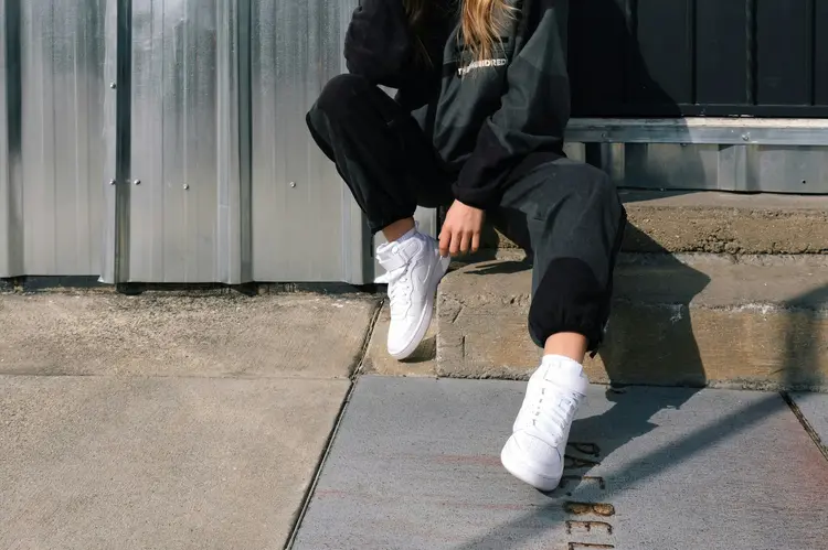 Kenyamanan Sweat Pants Tak Lekang Waktu, Inilah Alasannya!