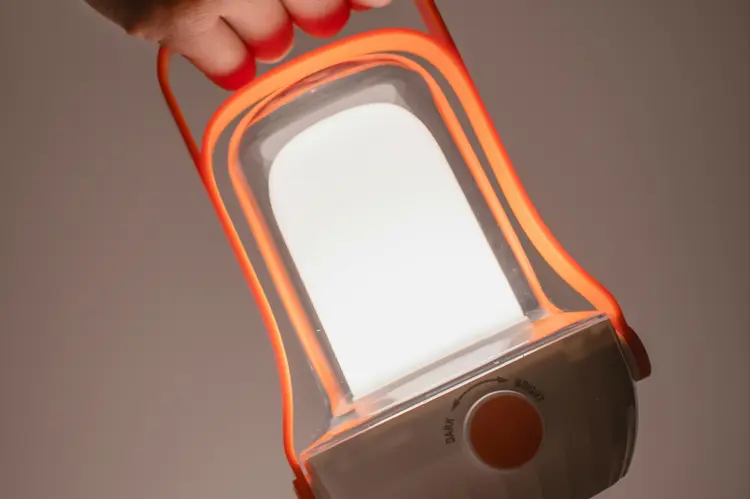 Bingung Pilih Lampu Darurat? Ini 5 Hal yang Wajib Kamu Perhatikan Sebelum Membeli