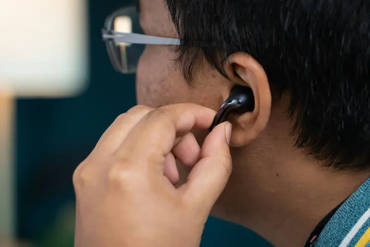 Cuma Modal Receh, Udah Bisa Tampil Kekinian dengan Earphone Wireless