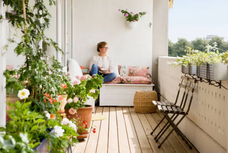 Tips Menata Balkon Rumah Agar Nyaman dan Aman Untuk Bersantai
