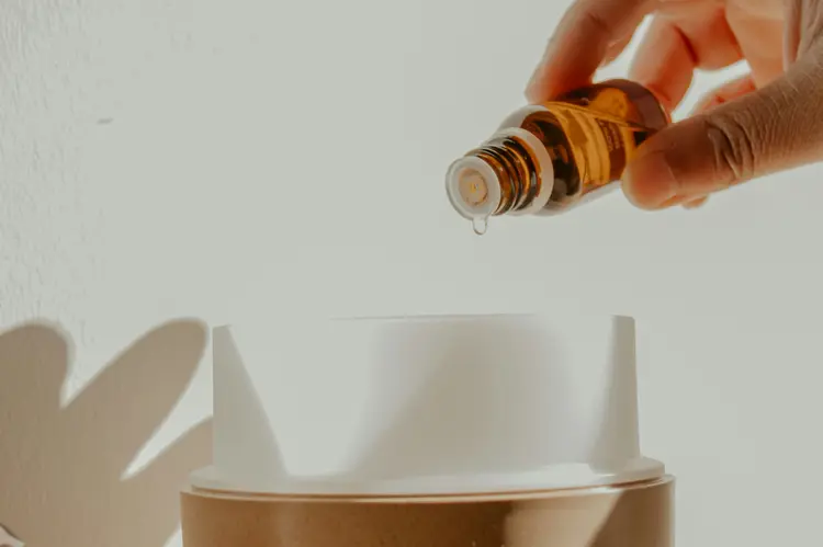 Menciptakan Ruangan Nyaman & Sehat dengan Essential Oil Diffuser