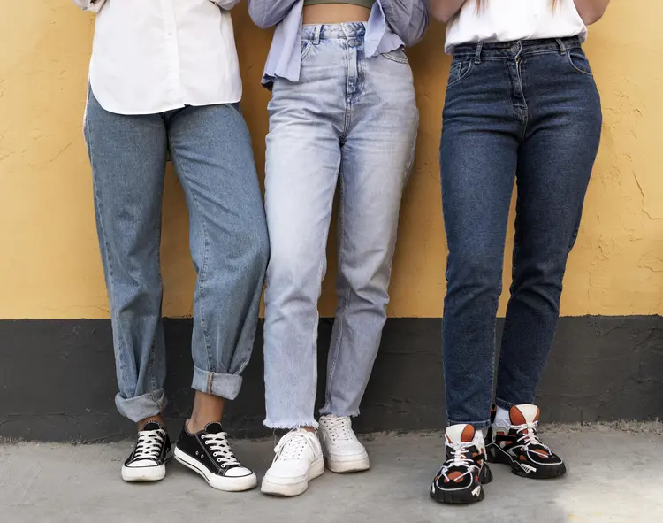 Boyfriend Jeans yang Nyaman: Pilih Ukuran & Gaya yang Pas!