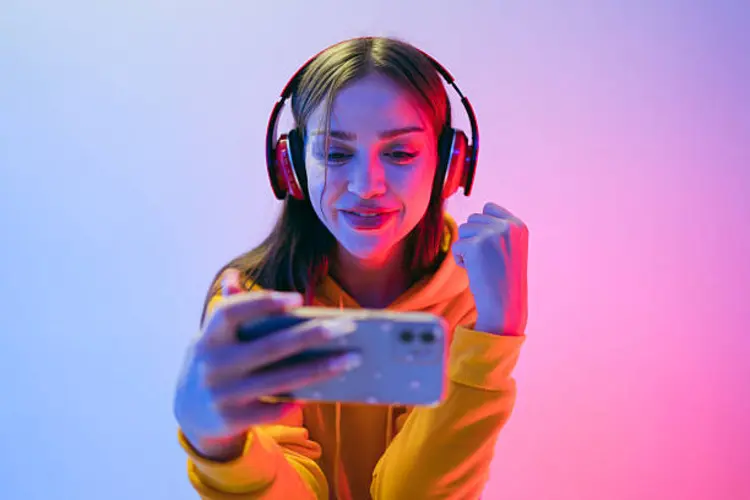 Pentingkah Pakai Phone Cooler Pada HP Gaming?