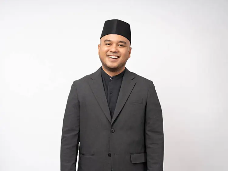 Apa Itu Songkok? Apakah Hanya Muslim Saja yang Boleh Pakai?