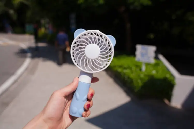5 Rekomendasi Kipas Mini Portable Lucu dan Murah, Bikin Gemes!