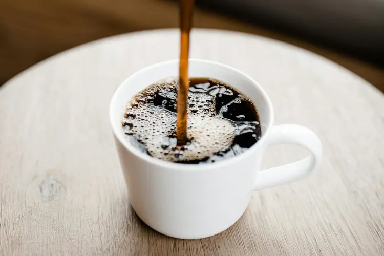 7 Hack Ngopi Biar Rasanya Kaya di Kafe, Cuma Modal Alat Sederhana