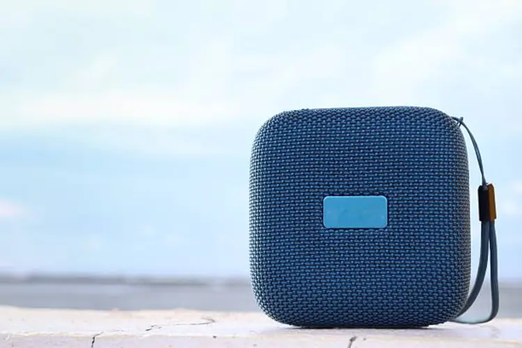 4 Rekomendasi Speaker Mini Portable di Bawah 100 Ribu dengan Suara Jernih