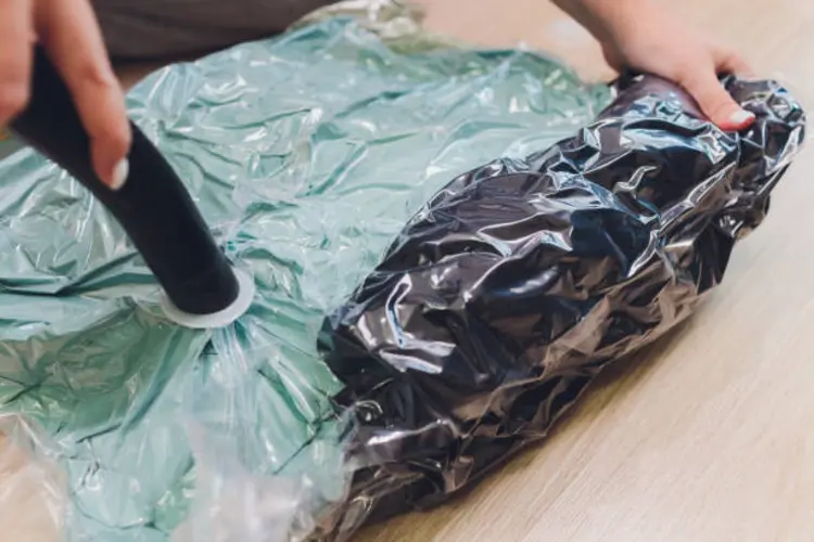 7 Tips Packing Koper Rapi dengan Pompa Vakum Elektrik Pakaian