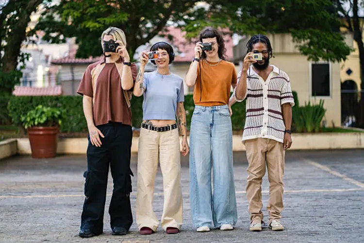 Mengenal Jenis-Jenis Kamera Kekinian yang Sering Dipakai Anak Muda