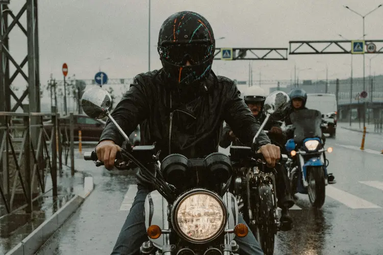 5 Alasan Google Mask Jadi Investasi Penting Buat Pengendara Motor Harian