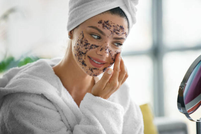 scrub-wajah-untuk-kulit-bercahaya.jpg (612×408)