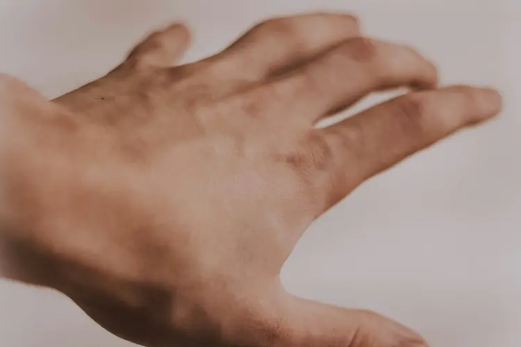 Latihan Hand Grip Biar Tangan Kuat Seperti Atlet Profesional