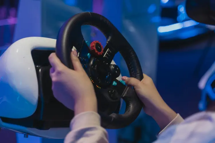 Steering Wheel Konsol Terbaik! Panduan Memilih Racing Wheel untuk PS5 & Xbox Series