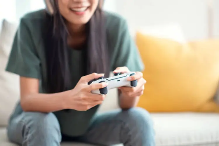 Apakah Joystick dan Gamepad Sama? Simak Penjelasannya