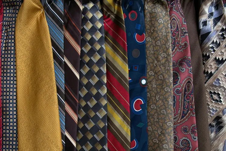 Bukan Cuma Buat Meeting, Gini Cara Bikin Dasi Neck Tie Jadi Fashion Statement