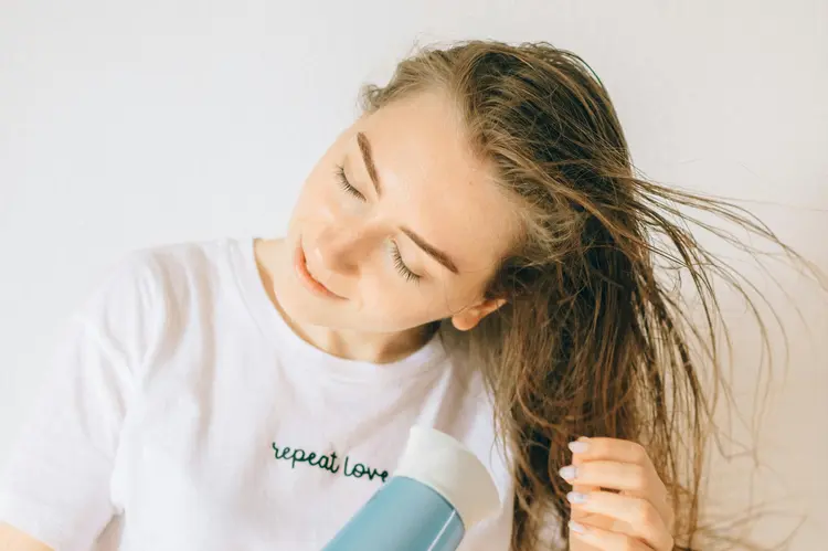 Cara Pakai Hair Dryer Anti-Kering dan Pecah. Rambut Sehat Alami dengan 3 Tips Mudah!