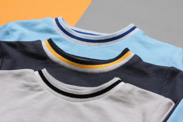 Investasi Terbaik untuk Lemari Pakaianmu! Kenapa Sweater Crewneck Tak Pernah Ketinggalan Zaman?
