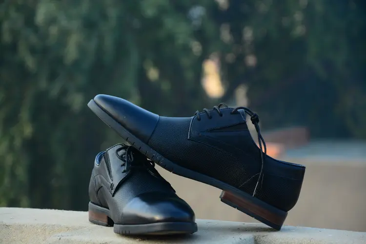 Kurang Percaya Diri di Kantor? Saatnya Upgrade dengan Sepatu Kantor Pria yang Tepat