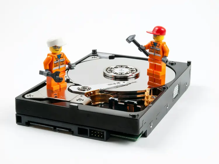 Punya HDD Bekas? Jangan Buang Dulu, Bisa Jadi Hard Disk Eksternal Kekinian