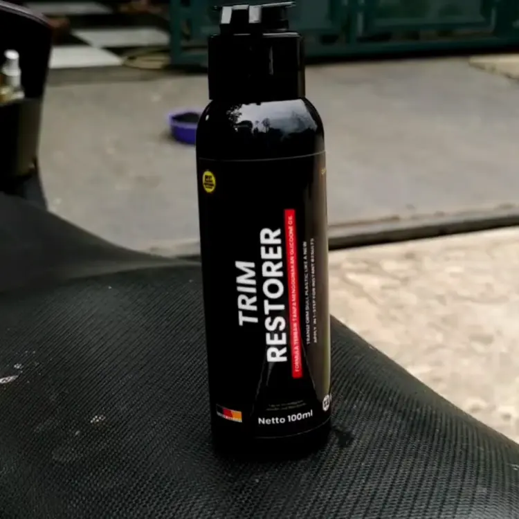 Oxide Penghitam Body Motor 80ml/100ml / Pengkilap Body Mobil 250ml