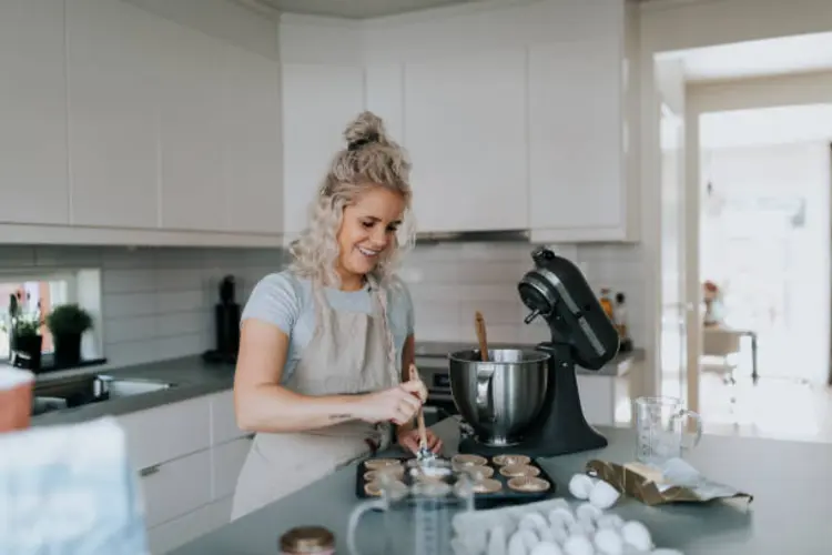 Lagi Suka Baking? Ini Tips Memilih Mixer yang Bagus untuk Pemula