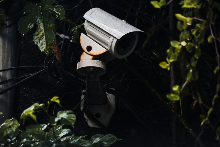 Pantau Rumah dari Mana Saja! CCTV Outdoor Pintar Bikin Kamu Tenang