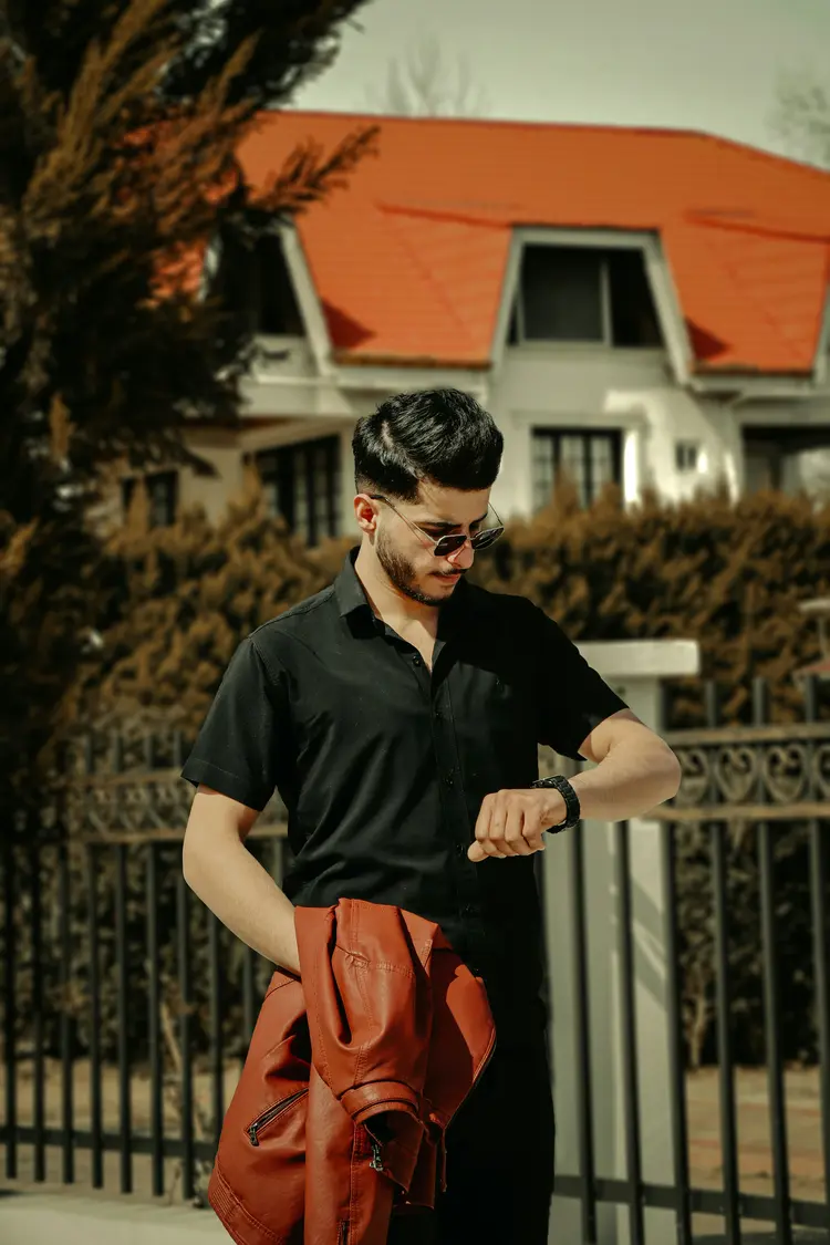 Rahasia Outfit Old Money Pria yang Bikin Kamu Terlihat Elegan dan Berkelas