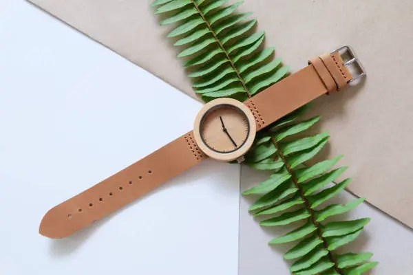 Jam Tangan Kayu, Pilihan Tepat Sebagai Hadiah Unik dan Berkesan