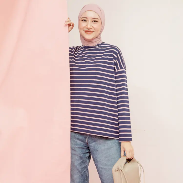 HijabChic Ulyani Dark Blue Tops - Atasan Muslim Stripe Nyaman Lembut Oversized Best Seller Terbaru