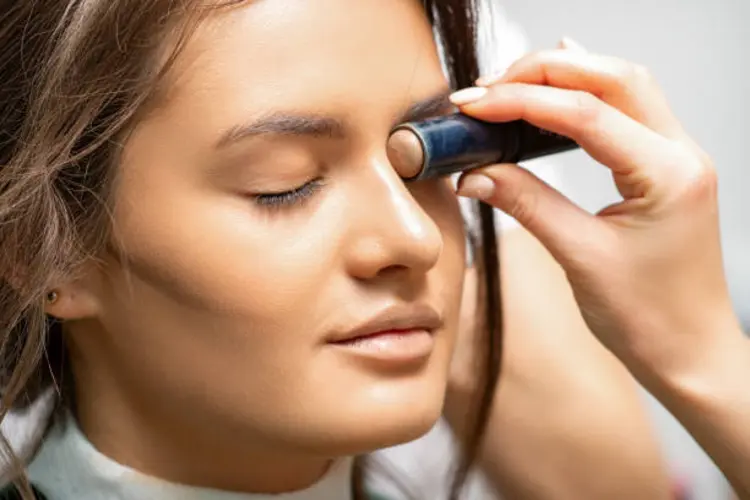 Cara Memakai Contour agar Wajah Terlihat Tirus dan Natural, Pemula Wajib Coba