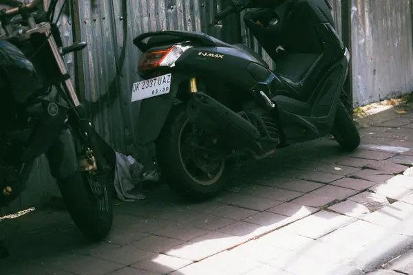 5 Alasan Kenapa Tutup Knalpot Penting untuk Motor Harian!