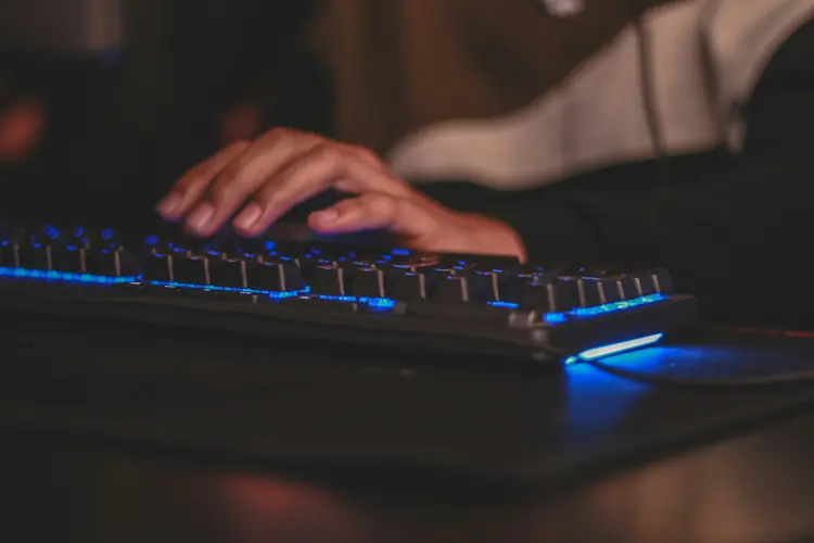 Masih Ragu? Ini Bukti Keyboard Kabel Bikin Kamu Selangkah Lebih Cepat Dari Lawan