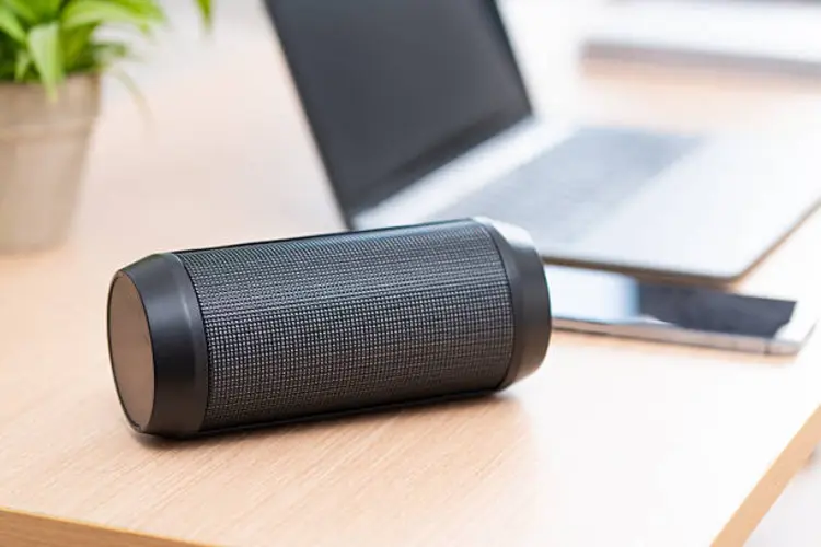 Jangan Tunggu Rusak! Ini Alasan Speaker Portable Perlu Dibersihkan