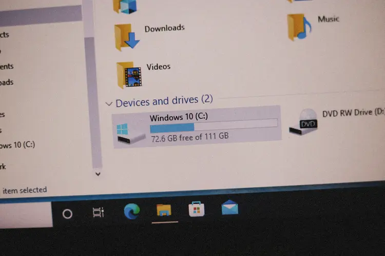 Biar Nggak Panik Saat Laptop Rusak Yuk Siapkan Cadangan Data Sekarang
