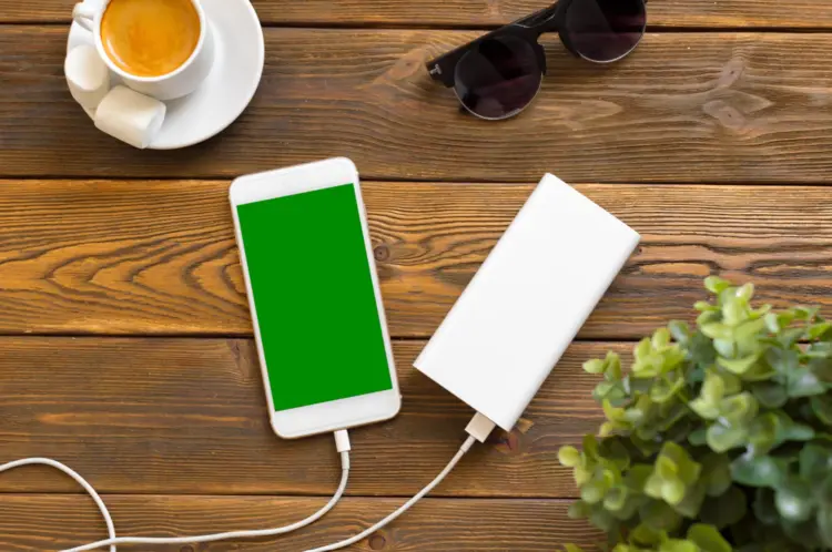 Keamanan Menggunakan Powerbank HP yang Sering Terabaikan