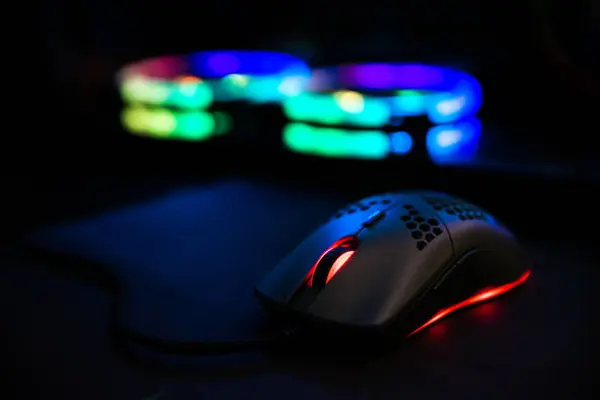 5 Hal yang Bikin Keyboard Gaming Berbeda dari Keyboard Biasa