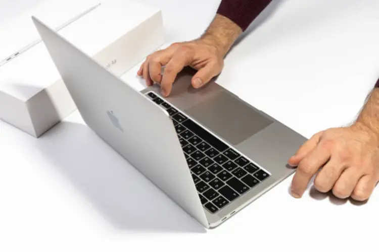 Apakah MacBook Air M2 Masih Layak Dibeli di Tahun 2025