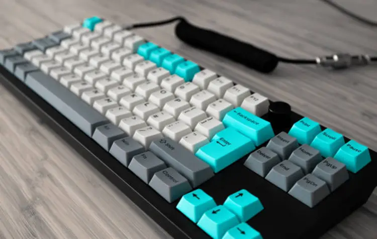 Rahasia Suara Clicky Keyboard Gaming yang Bikin Pengalaman Ngetik Makin Satisfying