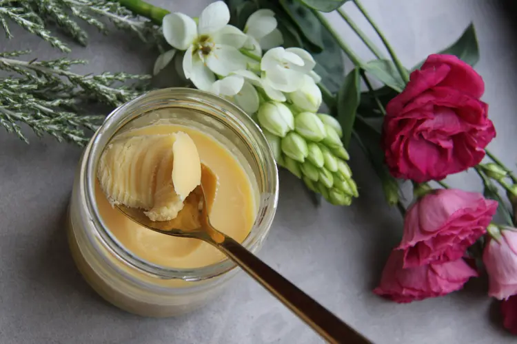Apa Itu Ghee? Lebih dari Sekadar Mentega, Kunci Masakan Sehat Beraroma Khas